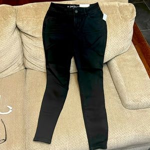 Maurices size small black jeggings